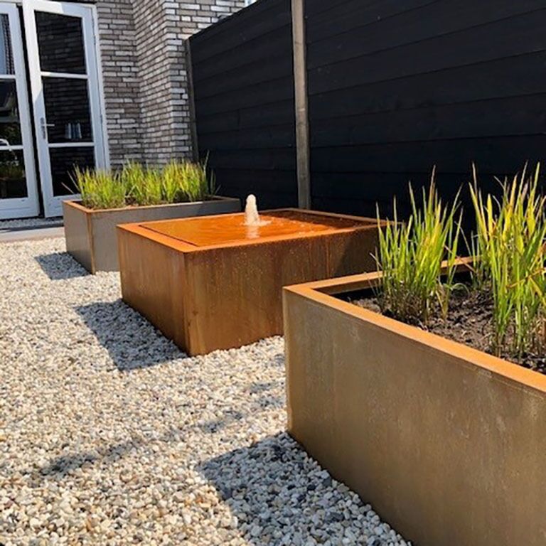 Corten acél szökőkút 100 x 100 x 40 cm