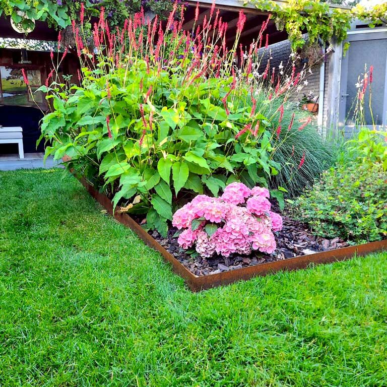 Corten acél szegély egyenes 15 cm (hossza 240 cm)