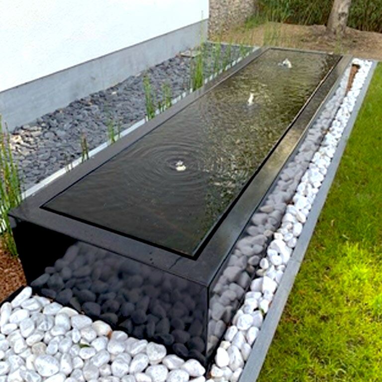Alumínium szökőkút 300 x 80 x 40 cm