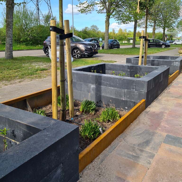 Corten acél támfal egyenes 150 cm (magasság 30 cm)