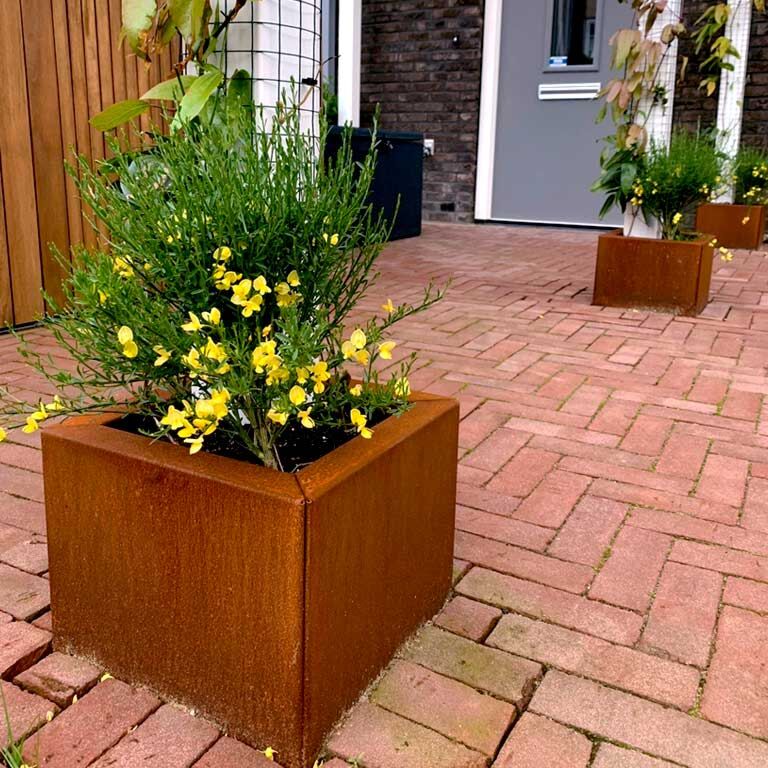 Corten acél virágláda Miami 30 x 30 cm