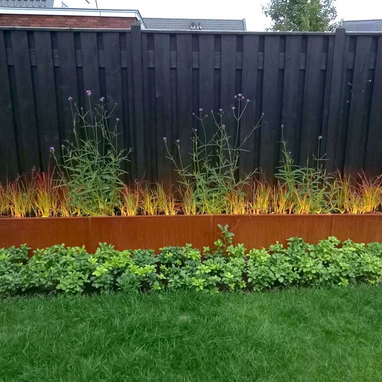 Corten acél virágláda Texas xxl 400 x 50 cm