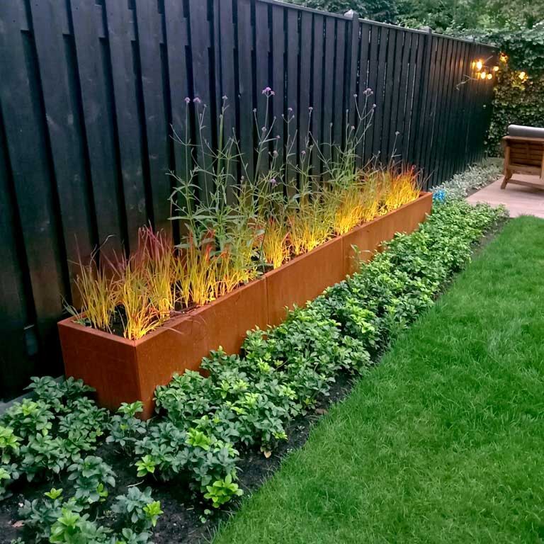 Corten acél virágláda Texas xxl 400 x 50 cm