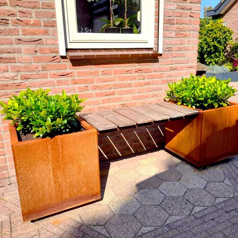 Corten acél virágláda paddal Vegas Miami