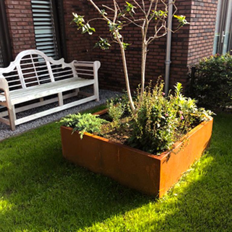 Corten acél hegesztett virágláda Montana 140 x 140 x 40 cm