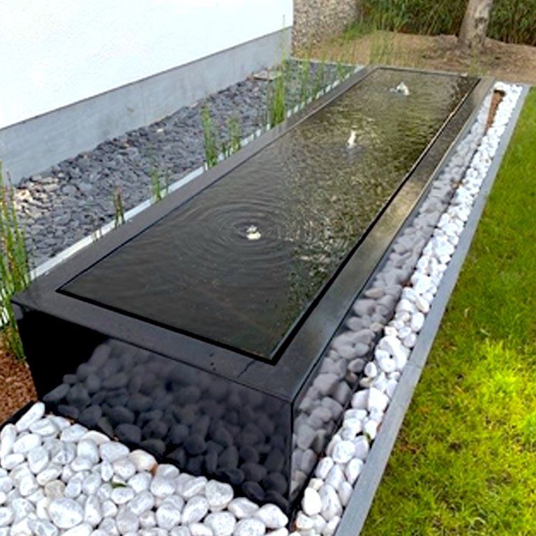 Alumínium szökőkút 300 x 80 x 40 cm